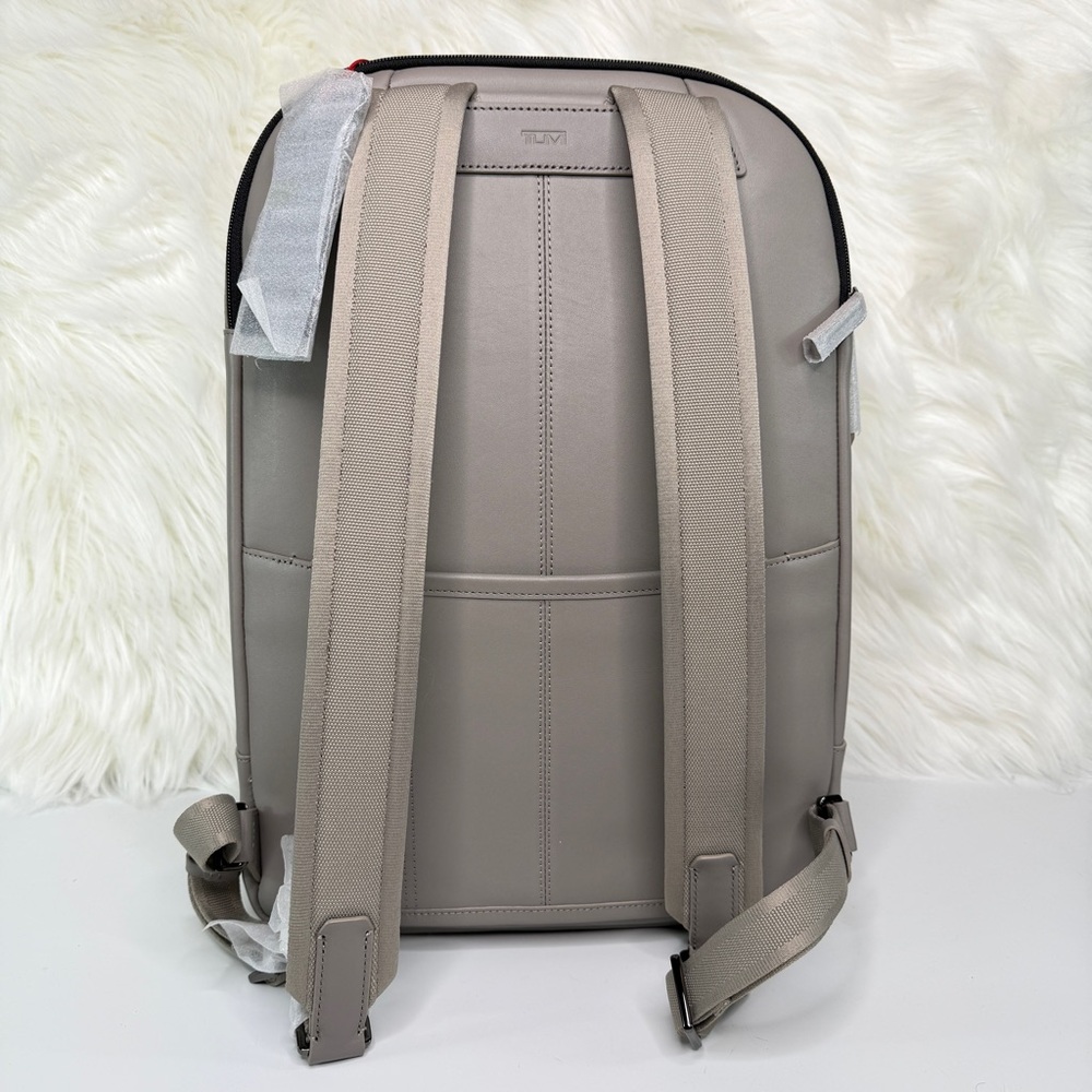 Tumi Harrison Warren Leather Backpack- NWT - Picture 2 of 8